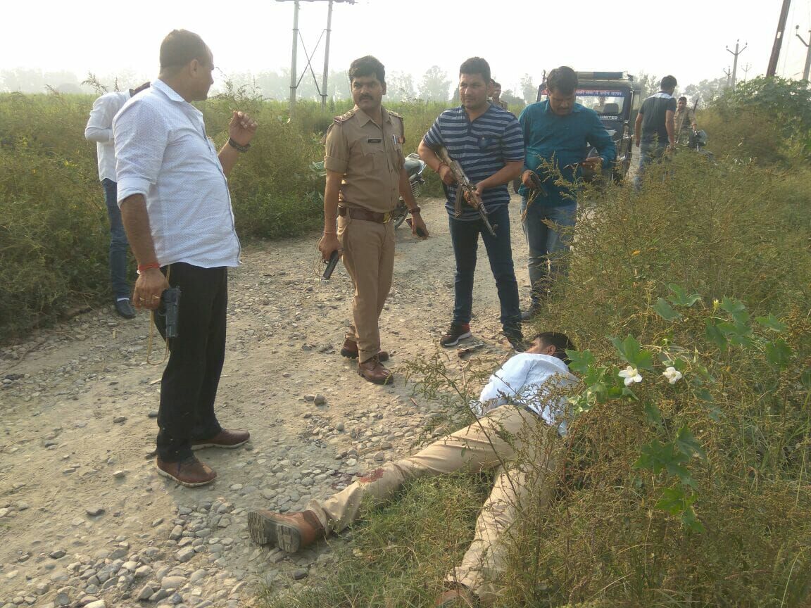 25 लाख के लुटेरे 25 हजार के इनामी का हुआ एनकाउन्टर