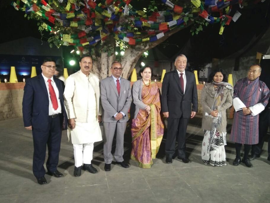 शांति, समग्रता और प्रेम व स्‍नेह के नैतिक मूल्‍य हमारे समाज में विद्यमान है : महेश शर्मा