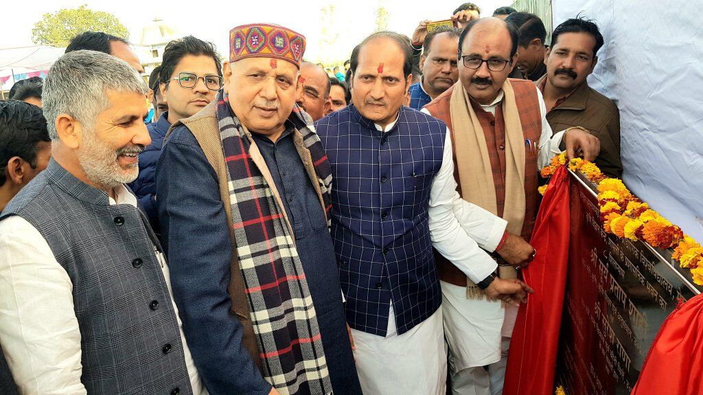 कृषि मंत्री सूर्य प्रताप शाही ने किया कृषि विज्ञान केंद्र शामली का शिलान्यास कृषि मंत्री सूर्य प्रताप शाही ने किया कृषि विज्ञान केंद्र शामली का शिलान्यास