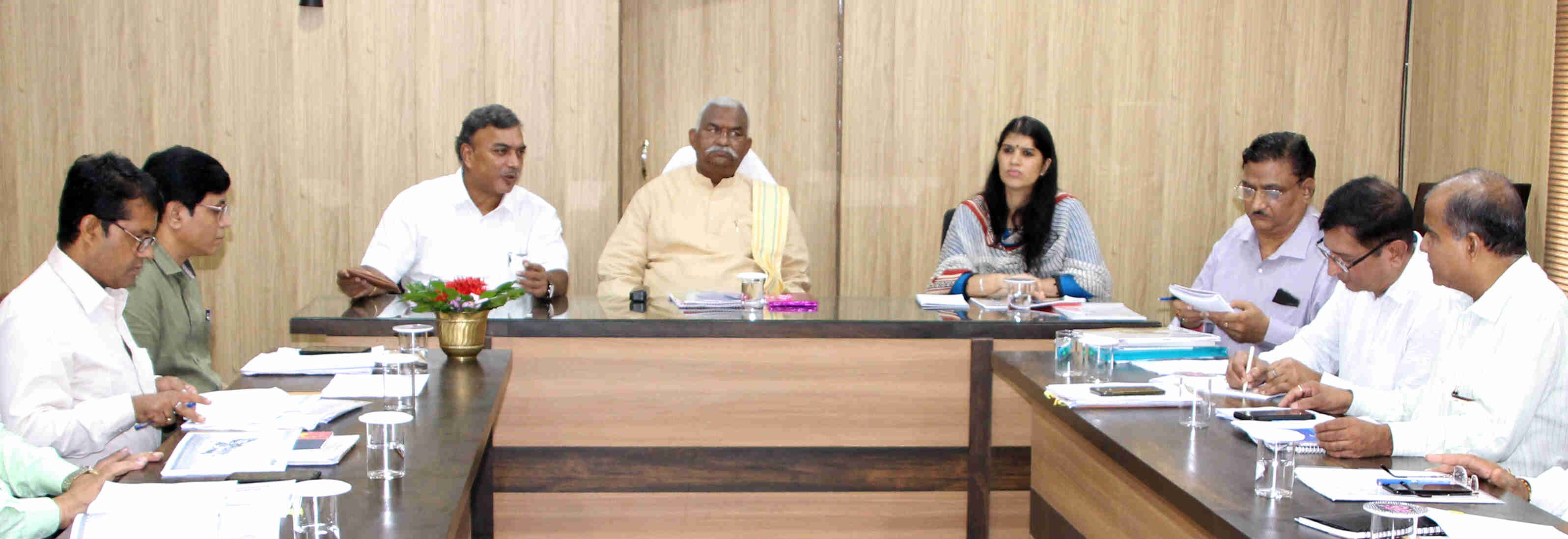 मिनिस्टर श्रीराम चौहान ने किसानों की आय दोगुनी करने को दी प्राथमिकता