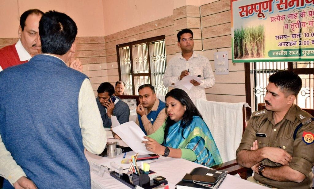 शिकायतों के निस्तारण की करायी जायेगी क्राॅस चेकिंग, फर्जी निस्तारण न हो : डीएम शिकायतों के निस्तारण की करायी जायेगी क्राॅस चेकिंग, फर्जी निस्तारण न हो : डीएम