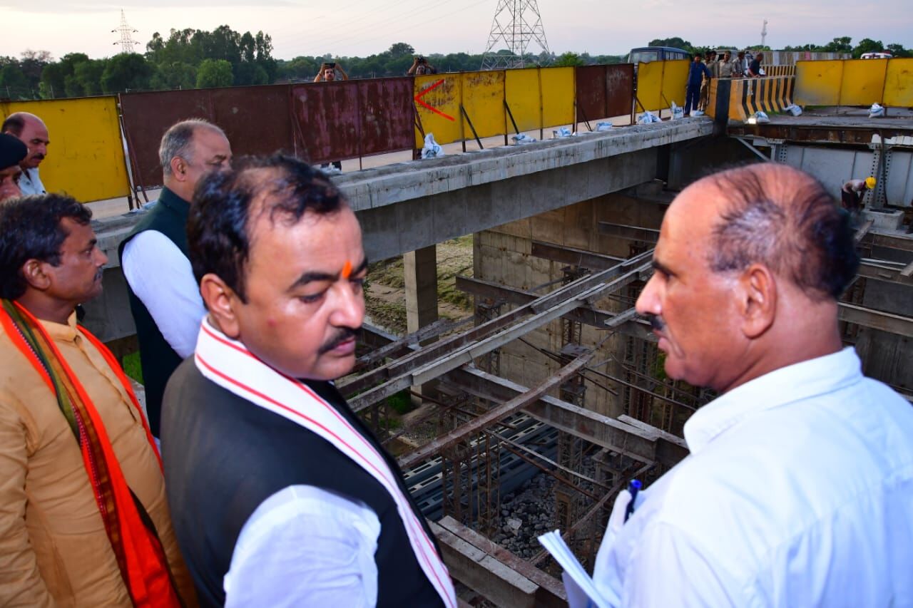 निर्माण कार्यों पर पैनी नजर रखें वरिष्ठ अधिकारी : उप मुख्यमंत्री