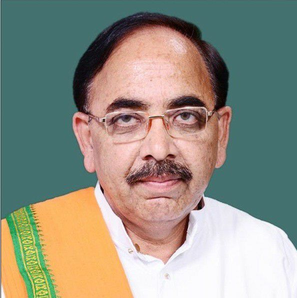 यूपी भाजपा के नये प्रदेश अध्यक्ष बनाये गए चन्दौली से सांसद महेंद्र नाथ पांडेय