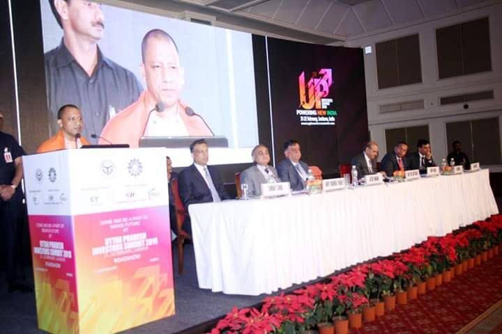देश आर्थिक महाशक्ति बनने की ओर अग्रसर  उत्तर प्रदेश भी  विकास यात्रा में भागीदारी निभाने के लिए प्रतिबद्ध : योगी आदित्यनाथ