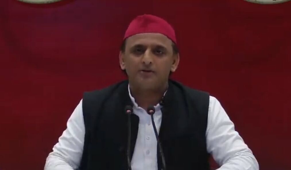 उत्तर प्रदेश में चिकित्सा सेवाएं पटरी से उतर चुकी हैं : अखिलेश यादव उत्तर प्रदेश में चिकित्सा सेवाएं पटरी से उतर चुकी हैं : अखिलेश यादव