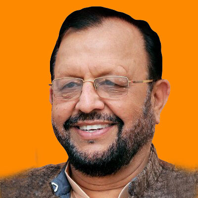 सुरेश खन्ना ने कलेक्ट्रेट सभागार में जनपद लखनऊ में संचालित योजनाओें के सम्बंध में की प्रेस वार्ता