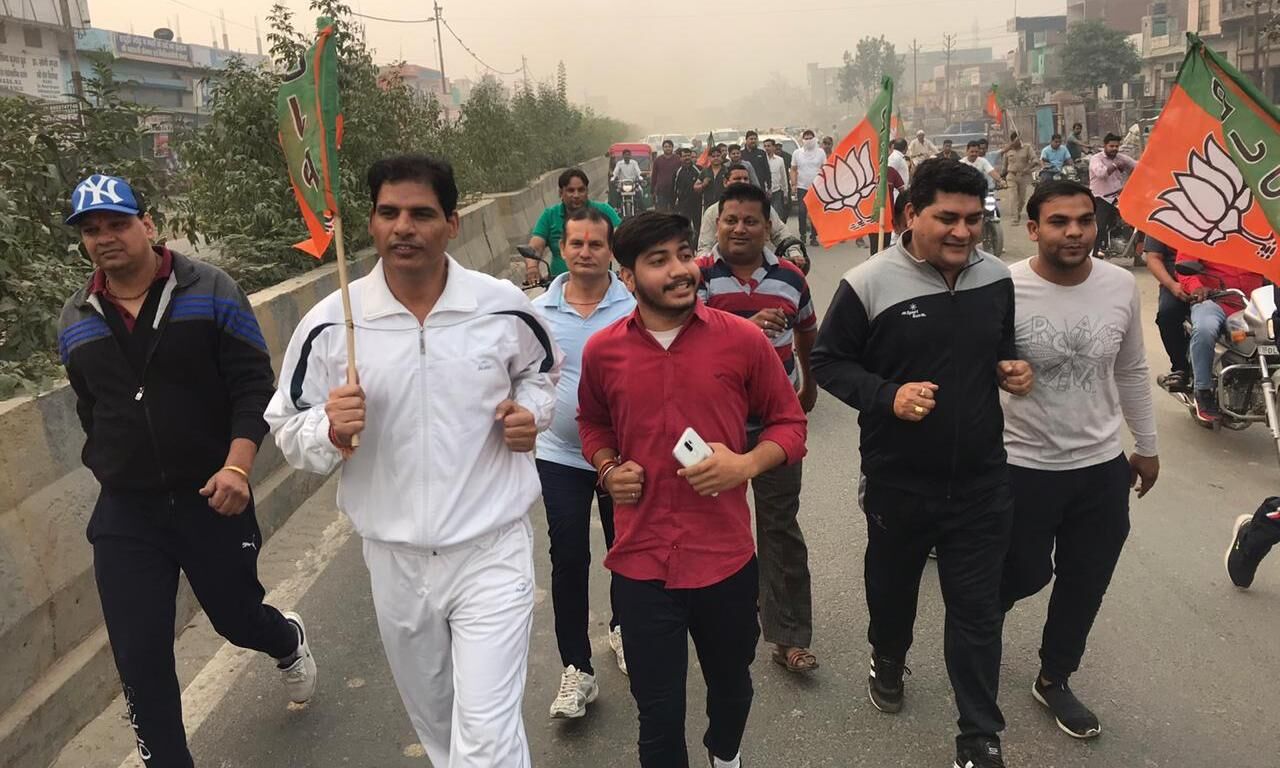 रन फॉर यूनिटी में दौड़े भाजपा नेता ईश्वर मावी। रन फॉर यूनिटी में दौड़े भाजपा नेता ईश्वर मावी।