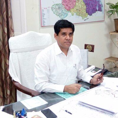 बाढ़ से प्रभावित परिवारों को खाद्यान्न एवं अन्य राहत सामग्री की तत्काल व्यवस्था के निर्देश बाढ़ से प्रभावित परिवारों को खाद्यान्न एवं अन्य राहत सामग्री की तत्काल व्यवस्था के निर्देश