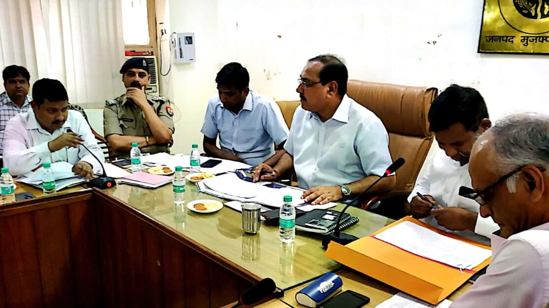 जिलाधिकारी ने बनाई नई व्यवस्था अब नही हो सकेगा निर्माण कार्यो के कार्यादेशो में खेल