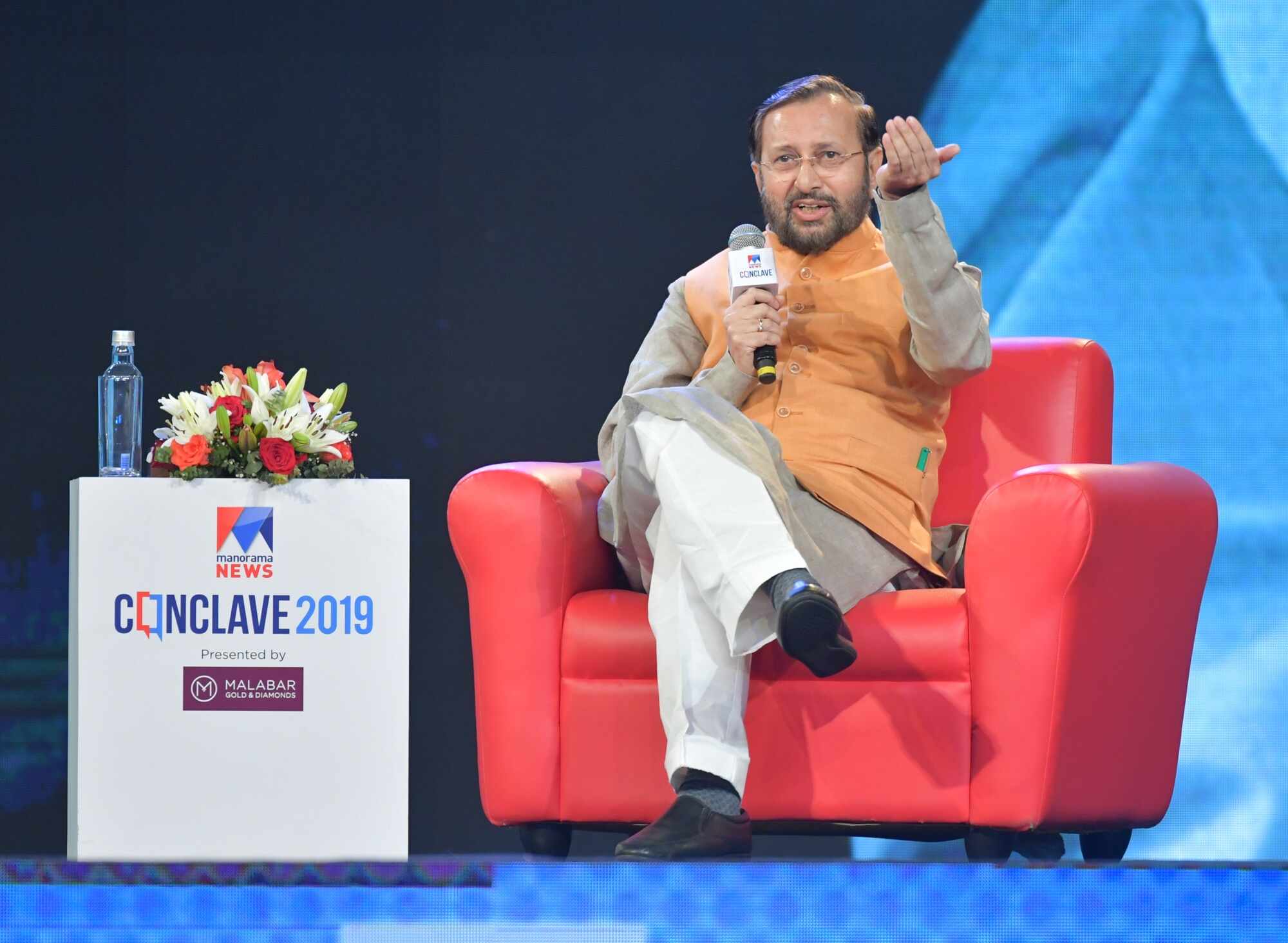 सरकार मीडिया की आजादी के लिए हमेशा प्रतिबद्ध हैः प्रकाश जावड़ेकर
