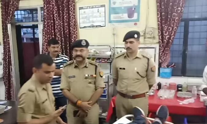 पुलिस का शिकार बना एक लाख का इनामी रोहित सांडू , साथी भी ढेर पुलिस का शिकार बना एक लाख का इनामी रोहित सांडू , साथी भी ढेर