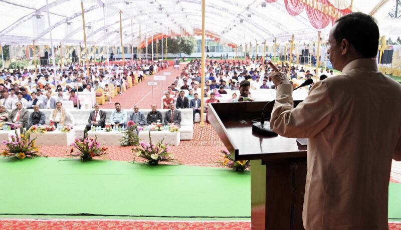 सरकार जल्द ही प्राइवेट युनिवर्सिटी एक्ट लायेगी