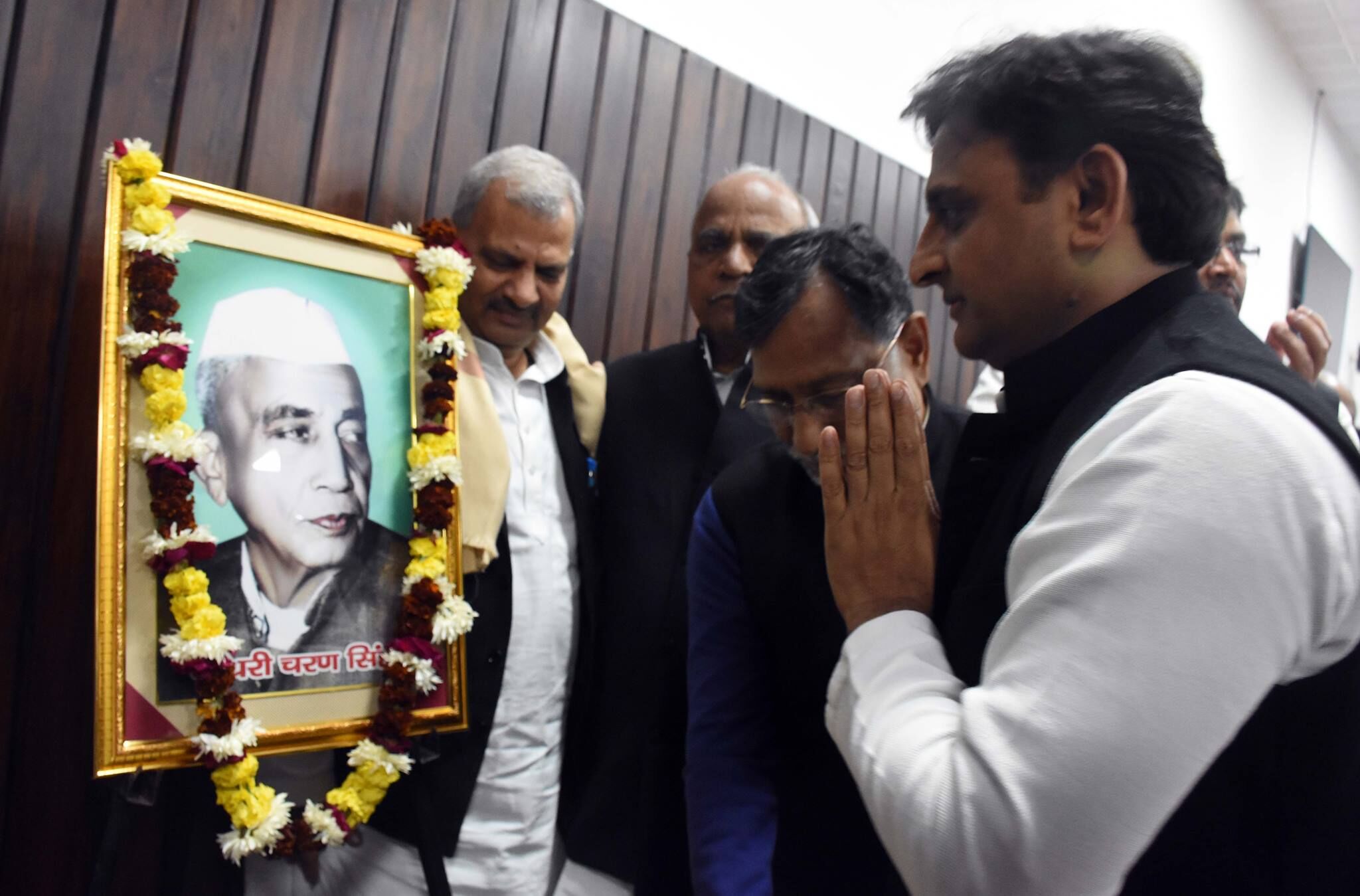 चौधरी चरण सिंह ने आजीवन किसानों के हितों की लड़ाई लड़ी :अखिलेश यादव