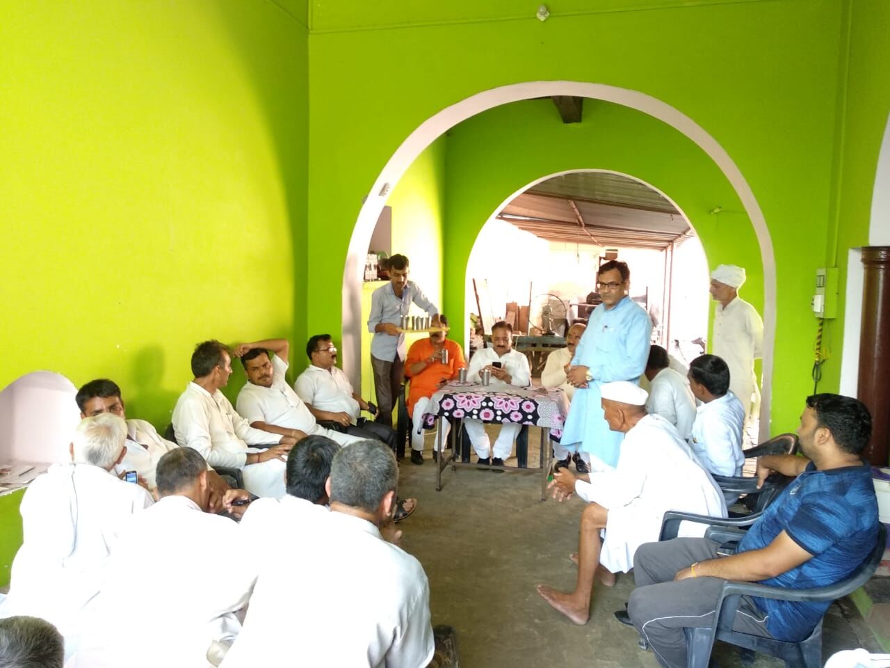 भाजपा जिला उपाध्यक्ष रामनाथ सिंह ने चलाया सदस्यता अभियान और किया वृक्षारोपण