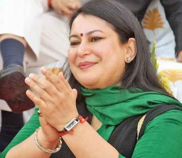 स्कूलों से सम्बद्ध वाहन चालकों एवं वाहन स्वामियों को परमिट लेना अनिवार्य