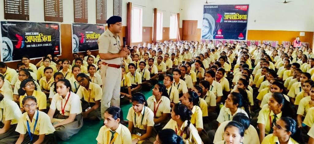 आईपीएस अजय कुमार की पाठशाला का असर , नारी सुरक्षा में अव्वल शामली आईपीएस अजय कुमार की पाठशाला का असर , नारी सुरक्षा में अव्वल शामली