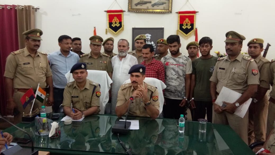 पुलिस कस्टडी से फरार सुपारी किलर का साथी  गैंगस्टर अपने साथियो के साथ मुठभेड़ में गिरफ्तार