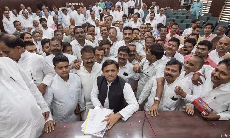जन समस्याओं की आवाज सदन के माध्यम से सरकार तक पहुंचाना विपक्ष की जिम्मेदारी है