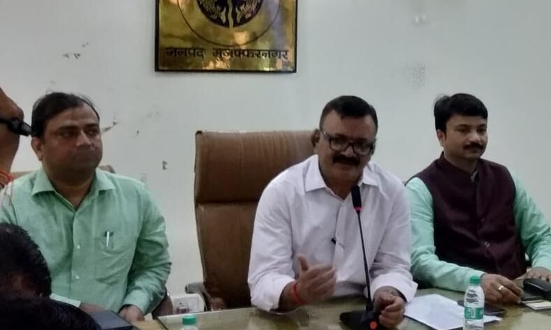 सूचना देने में बहानेबाजी बर्दाश्त नहीं: हर्षवर्धन शाही
