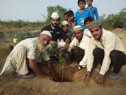पर्यावरण को प्रदूषण से बचाने के लिए एक हाजी एक पेड़ योजना लागू