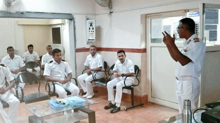 कोविड-19 के खिलाफ लंबी लड़ाई के लिए दक्षिणी नौसेना कमान तैयार कोविड-19 के खिलाफ लंबी लड़ाई के लिए दक्षिणी नौसेना कमान तैयार