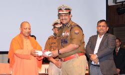 क्राउड मैनेजमेंट के गुरू एडीजी एस.एन. साबत ने काम से जीता दिल क्राउड मैनेजमेंट के गुरू एडीजी एस.एन. साबत ने काम से जीता दिल