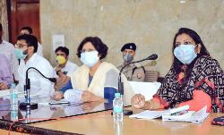 गावों में भी डोर टू डोर कूडे का कलैक्शन कराया जाये-- अनीता सी मेश्राम गावों में भी डोर टू डोर कूडे का कलैक्शन कराया जाये-- अनीता सी मेश्राम