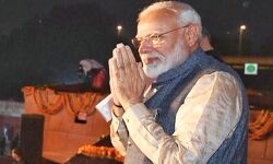 प्रधानमंत्री नरेंद्र मोदी ने की शांति और भाईचारा बनाए रखने की अपील की प्रधानमंत्री नरेंद्र मोदी ने की शांति और भाईचारा बनाए रखने की अपील की