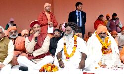 हरिद्वार संत परम्परा का केंद्र हैं : त्रिवेंद्र सिंह रावत