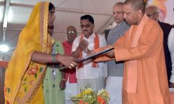 उत्तर प्रदेश में कोई भी व्यक्ति भूखा नही रहना चाहिए