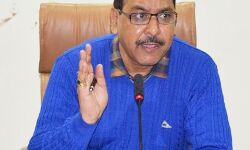 डीएम अजय शंकर का ऐतिहासिक फैसला , बीमा कम्पनी के गले में वसूली का फंदा