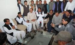 मुजफ्फरनगर के बाद अब कासगंज के सहारे जीतना चाहती है भाजपा : अजित सिंह