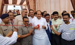 गन्ना मंत्री सुरेश राणा ने शामली में उद्यम समागम एवं एक जनपद-एक उत्पाद (ODOP) की दो दिवसीय प्रदर्शनी का उद्घाटन किया