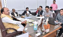 NRI विभाग नये कलेवर के साथ प्रवासी भारतीयों को आकर्षित करेगा : सिद्धार्थ नाथ सिंह NRI विभाग नये कलेवर के साथ प्रवासी भारतीयों को आकर्षित करेगा : सिद्धार्थ नाथ सिंह