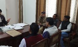 प्रशासन और पत्रकारों के बीच मधुर संबंध होने चाहिए : जिलाधिकारी