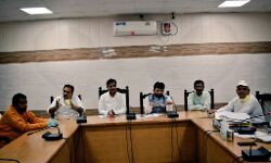 कालाबाजारी करने वालों पर कडी कार्यवाही करें - कपिल देव अग्रवाल