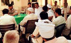 बच्चा चोर की अफवाह को लेकर शांति समिति की मीटिंग