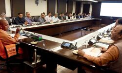 जिला अस्पतालों को अपग्रेड कर मेडिकल कॉलेज स्थापित किए जाएंगे : सीएम जिला अस्पतालों को अपग्रेड कर मेडिकल कॉलेज स्थापित किए जाएंगे : सीएम