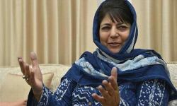 महबूबा मुफ्ती की सियासत किस दिशा में जा रही है