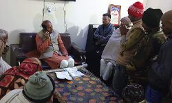 थानाभवन में मंत्री सुरेश राणा ने लगाया जनता दरबार, सुनी समस्याएं