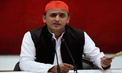 देश की बिगड़ती अर्थव्यवस्था के प्रति सरकार का रवैया उपेक्षा पूर्ण है : अखिलेश यादव देश की बिगड़ती अर्थव्यवस्था के प्रति सरकार का रवैया उपेक्षा पूर्ण है : अखिलेश यादव