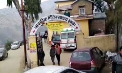 भोलेभाले लोगों को ठग रहे झोलाछाप