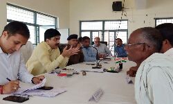 शिकायतों का निस्तारण प्रभावी ढंग से समयबद्ध रूप से गुणवत्तापरक करना सुनिश्चित करें : डीएम शामली शिकायतों का निस्तारण प्रभावी ढंग से समयबद्ध रूप से गुणवत्तापरक करना सुनिश्चित करें : डीएम शामली