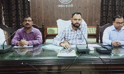 विधान परिषद मेरठ खण्ड स्नातक एवं शिक्षक निर्वाचन क्षेत्रों की निर्वाचक नामावलियों का पनुरीक्षण