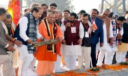 ERP System के तहत पारदर्शी गन्ना विपणन व्यवस्था का संचालन से गन्ना माफियाओं पर लगा अंकुश ERP System के तहत पारदर्शी गन्ना विपणन व्यवस्था का संचालन से गन्ना माफियाओं पर लगा अंकुश