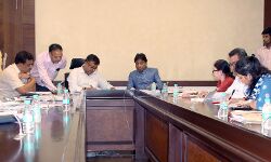 प्रदेश में फिल्म निर्माण के प्रति निर्माताओं में कान्फिडेंस बढ़ा - राजू श्रीवास्तव प्रदेश में फिल्म निर्माण के प्रति निर्माताओं में कान्फिडेंस बढ़ा - राजू श्रीवास्तव