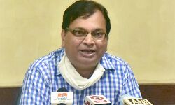 कोरोना बचाव के प्रति अग्रिम रणनीति से ही कोविड पर प्रभावी नियंत्रण स्थापित किया जा सकता है कोरोना बचाव के प्रति अग्रिम रणनीति से ही कोविड पर प्रभावी नियंत्रण स्थापित किया जा सकता है