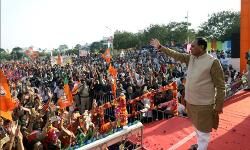 विजय रूपाणी ने दिया संगठन क्षमता का परिचय