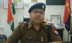 पुलिसकर्मियों ने हवा में लहराया अवैध असलाह तो एसएसपी ने भेज दिया जेल पुलिसकर्मियों ने हवा में लहराया अवैध असलाह तो एसएसपी ने भेज दिया जेल