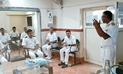 कोविड-19 के खिलाफ लंबी लड़ाई के लिए दक्षिणी नौसेना कमान तैयार